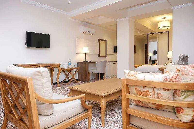 Atlas Hotel image