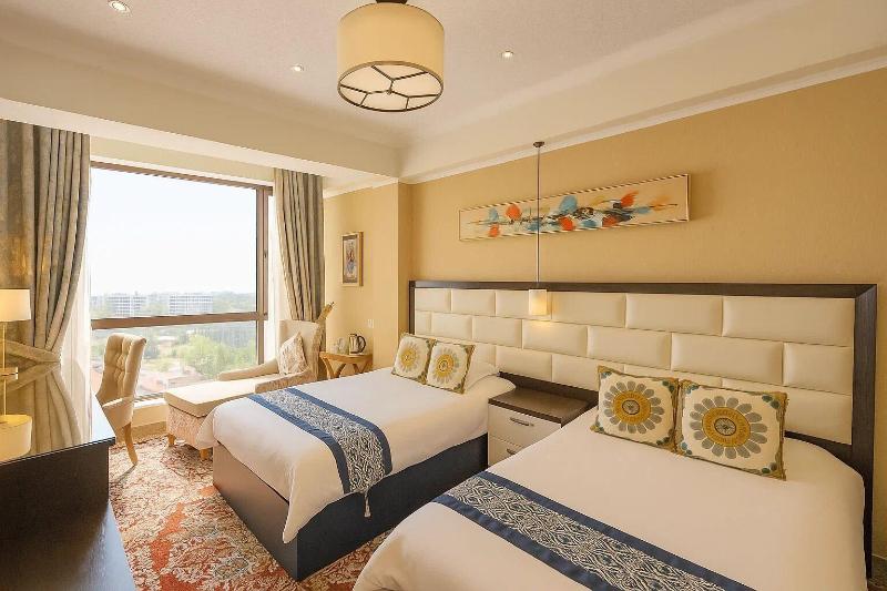 Atlas Hotel image
