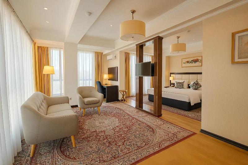 Atlas Hotel image