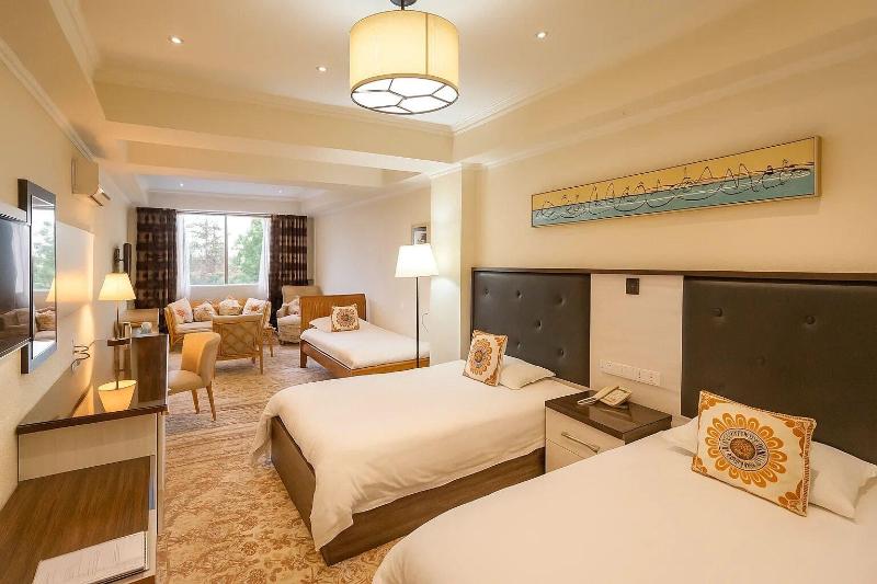 Atlas Hotel image