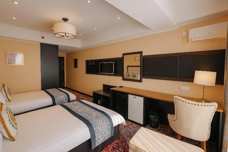 Atlas Hotel image