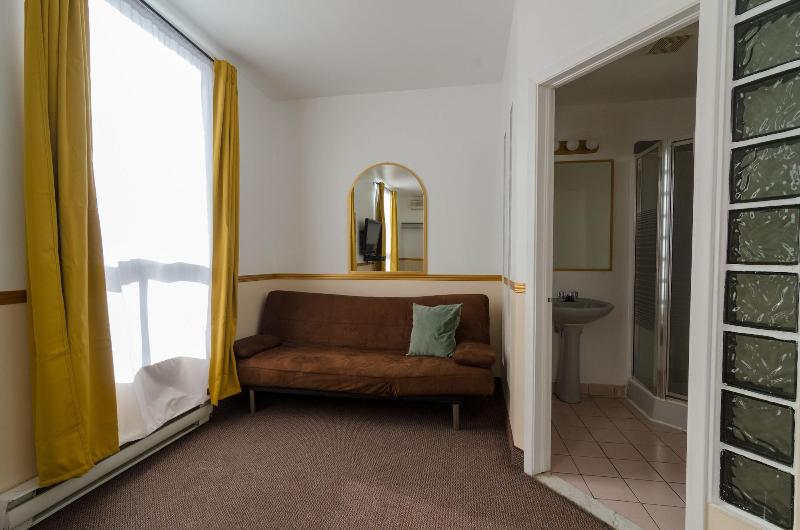 Hotel Dorion image