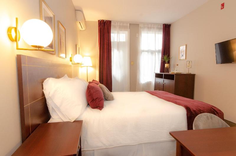 Hotel Dorion image