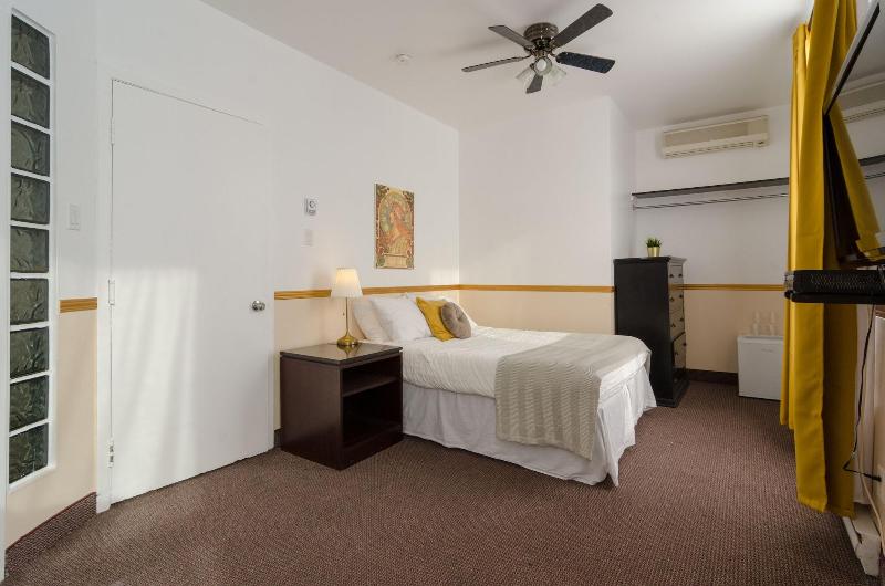 Hotel Dorion image