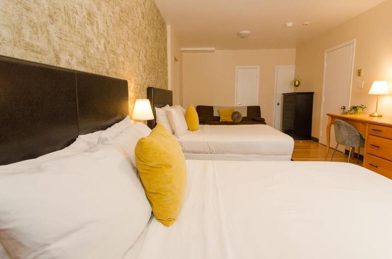 Hotel Dorion image