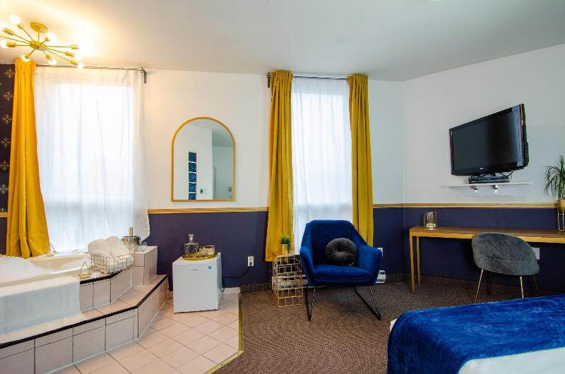 Hotel Dorion image