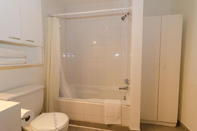 Hotel Dorion image