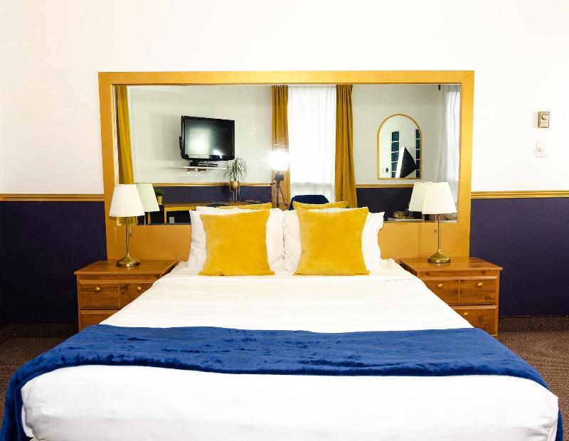 Hotel Dorion image