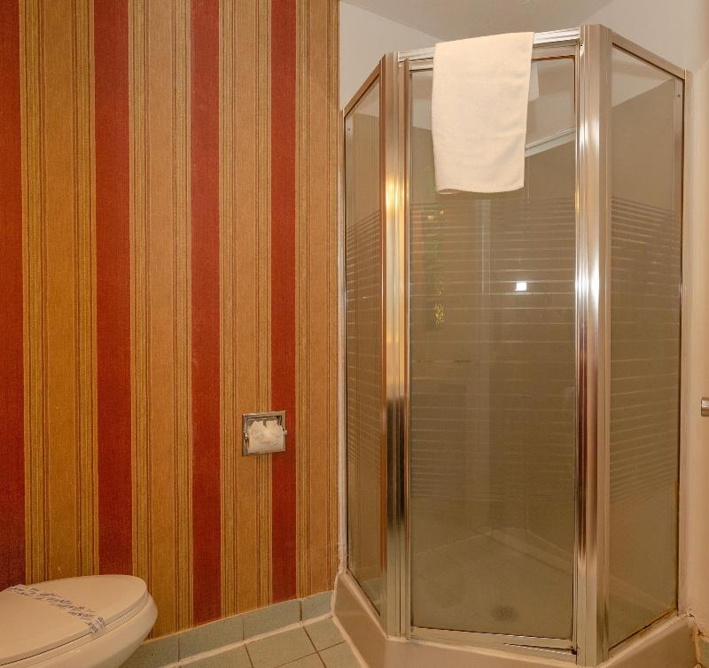 Hotel Dorion image