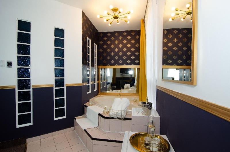Hotel Dorion image