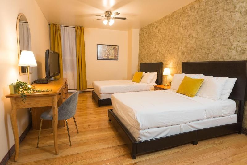Hotel Dorion image