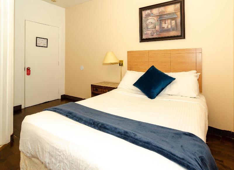 Hotel Dorion image