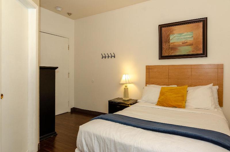 Hotel Dorion image
