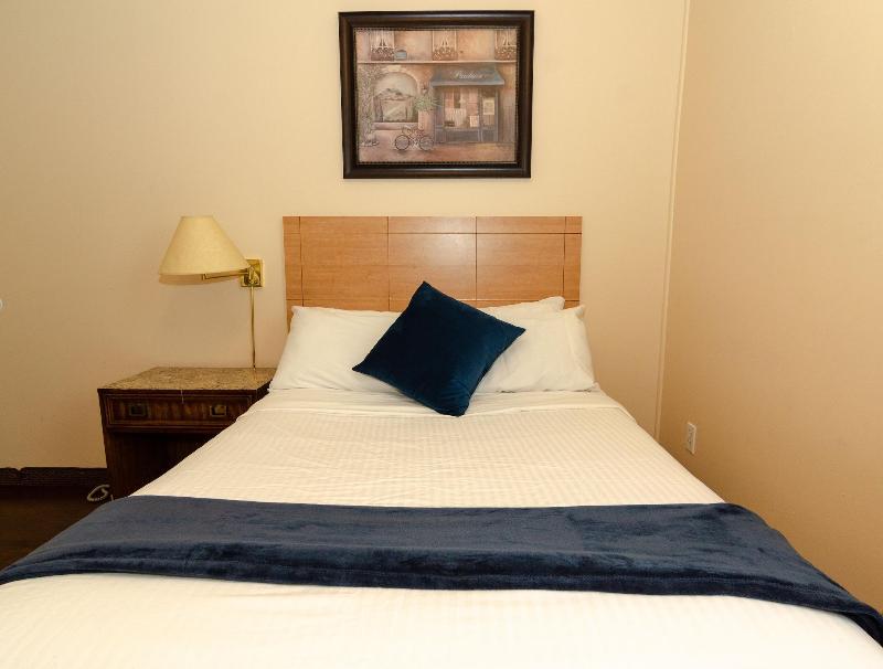 Hotel Dorion image