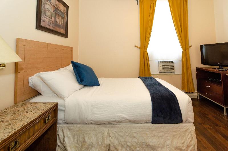 Hotel Dorion image
