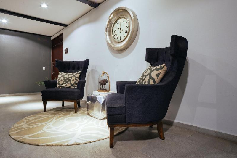Ventura Apartments