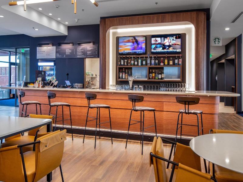 Courtyard By Marriott Conway
