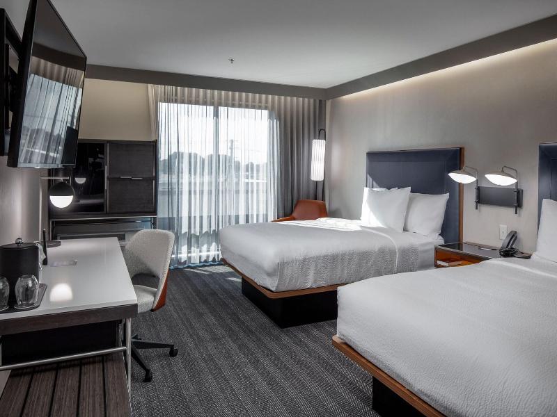 Courtyard By Marriott Conway