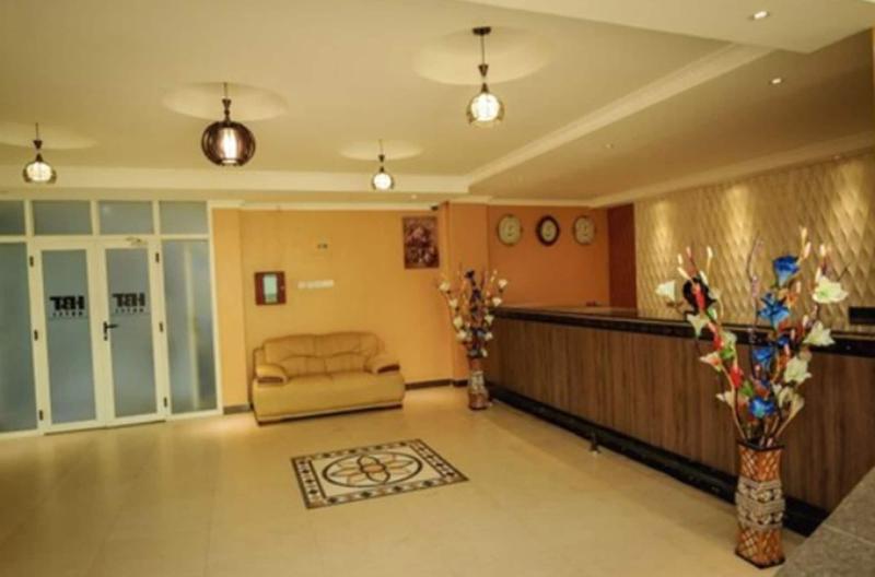 Russel Hotel image