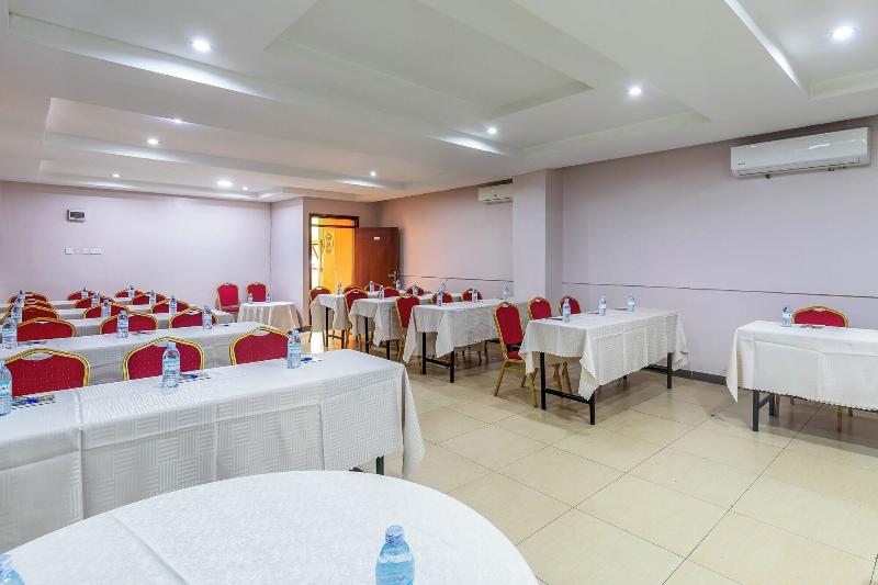 Russel Hotel image