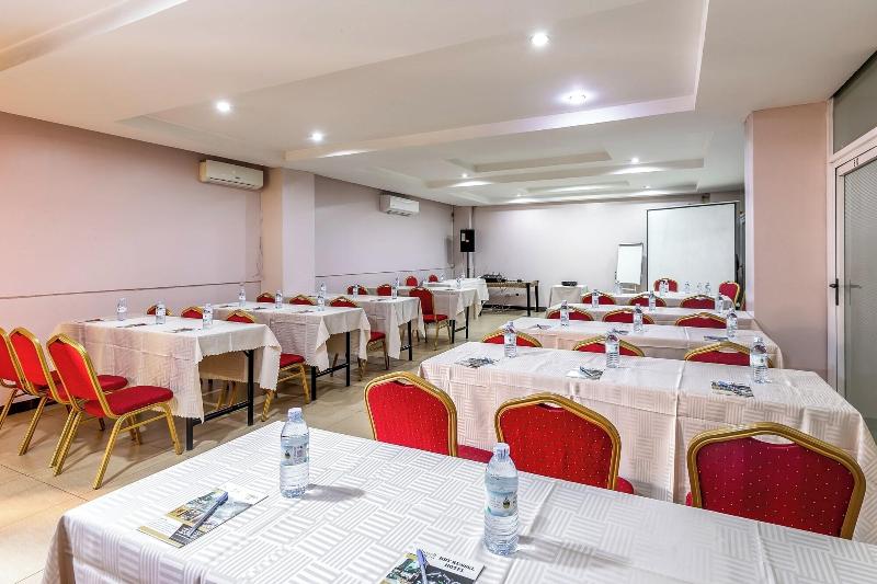 Russel Hotel image