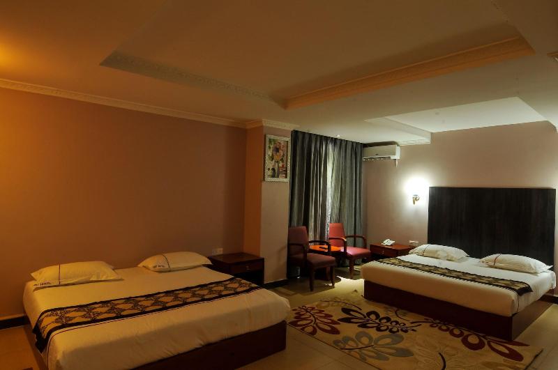 Russel Hotel image