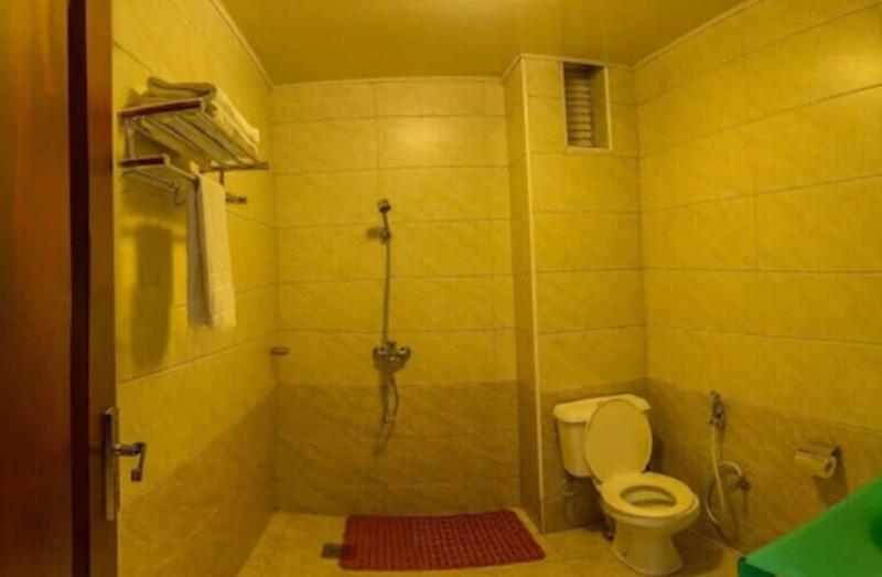 Russel Hotel image