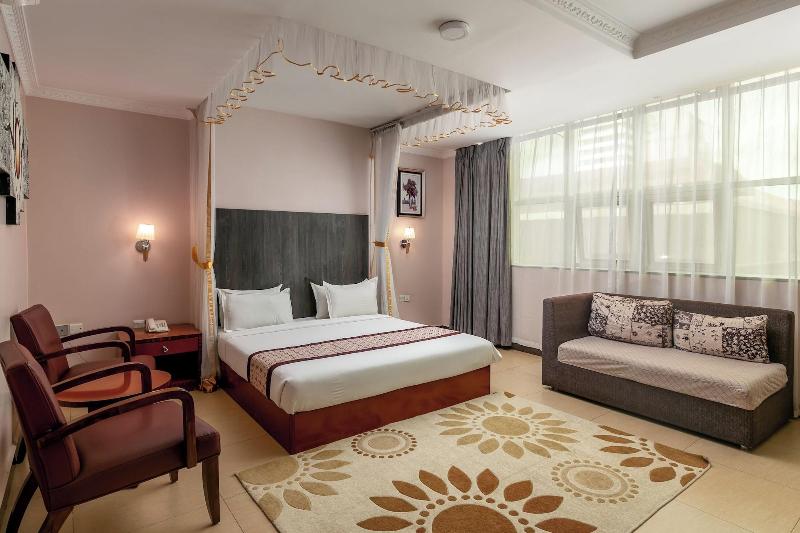 Russel Hotel image