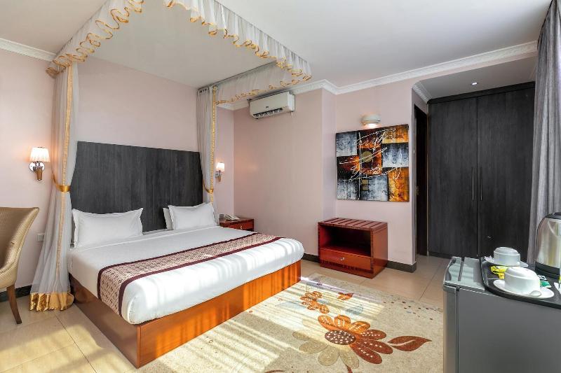 Russel Hotel image