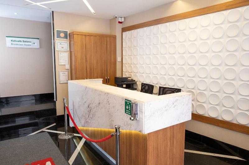 Elm Suite Hotel image