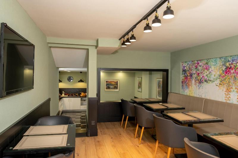 Elm Suite Hotel image