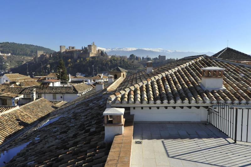 Smart Suites Albaicin Apartamentos image