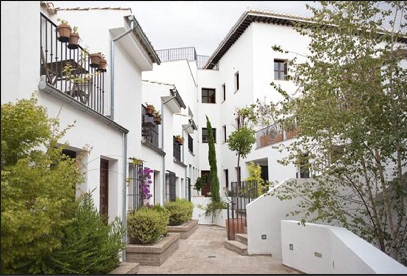 Smart Suites Albaicin Apartamentos image