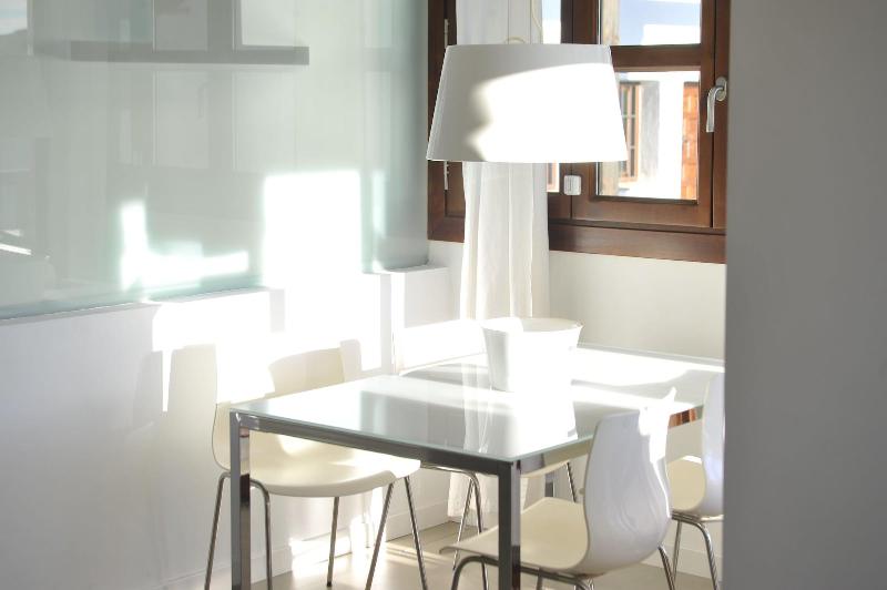 Smart Suites Albaicin Apartamentos image