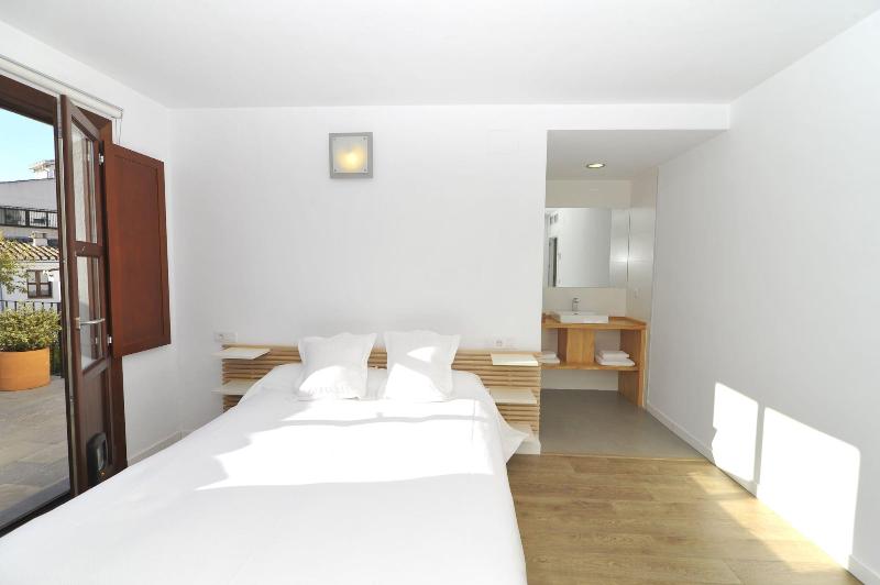 Smart Suites Albaicin Apartamentos image