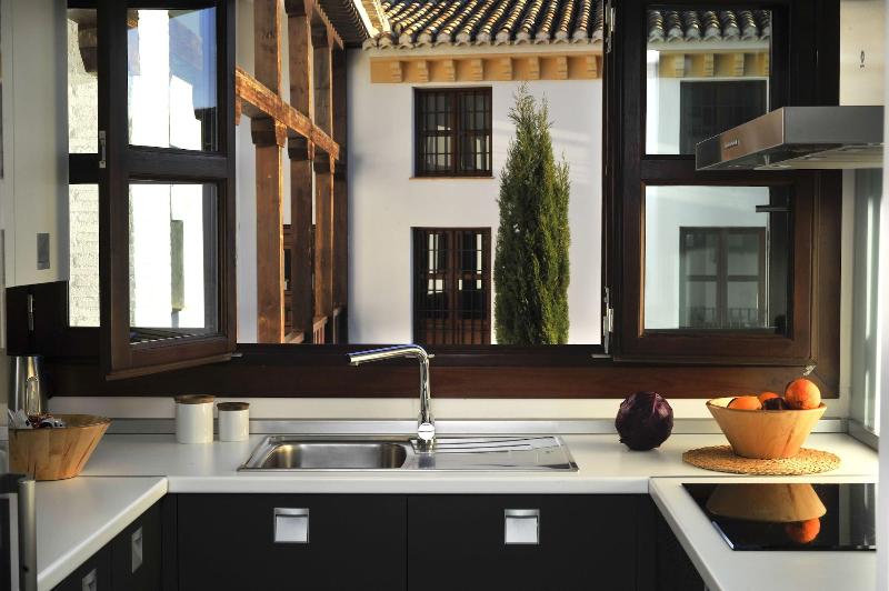 Smart Suites Albaicin Apartamentos image