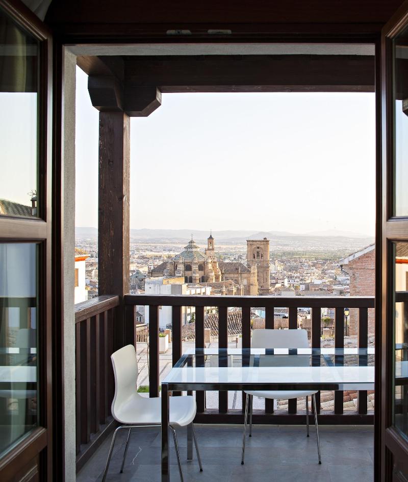Smart Suites Albaicin Apartamentos image