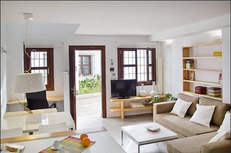 Smart Suites Albaicin Apartamentos image