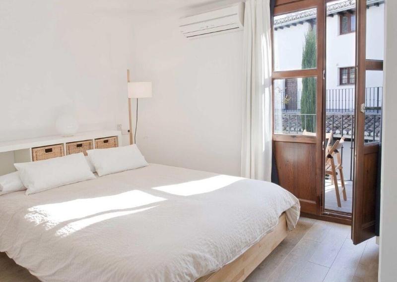 Smart Suites Albaicin Apartamentos image