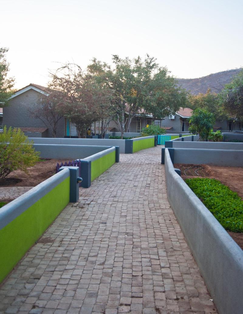 Damara Mopane Lodge — general view