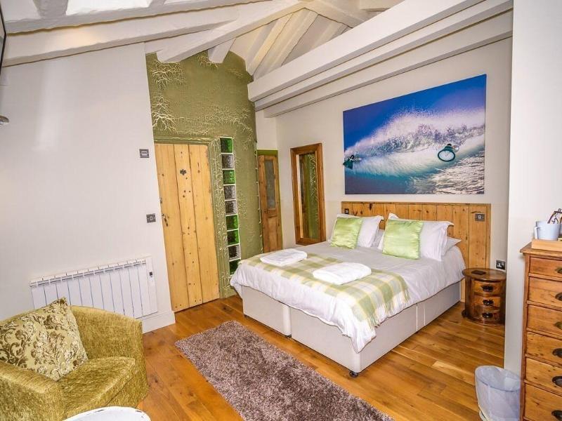 Bradleigh Lodge image