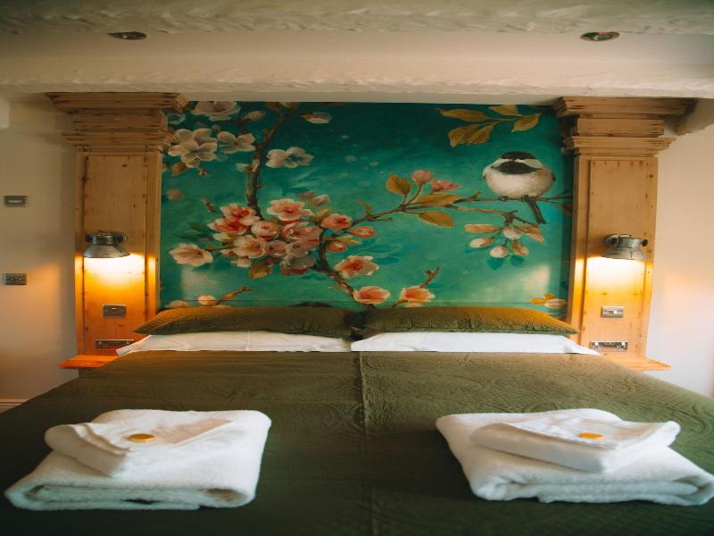 Bradleigh Lodge image