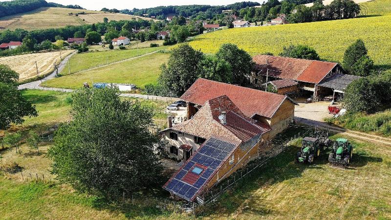 Au Dessus De Parady image