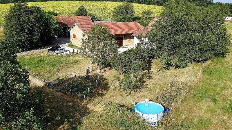 Au Dessus De Parady image