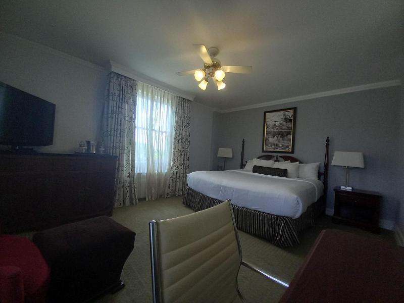 Arlington Resort Hotel And Spa image
