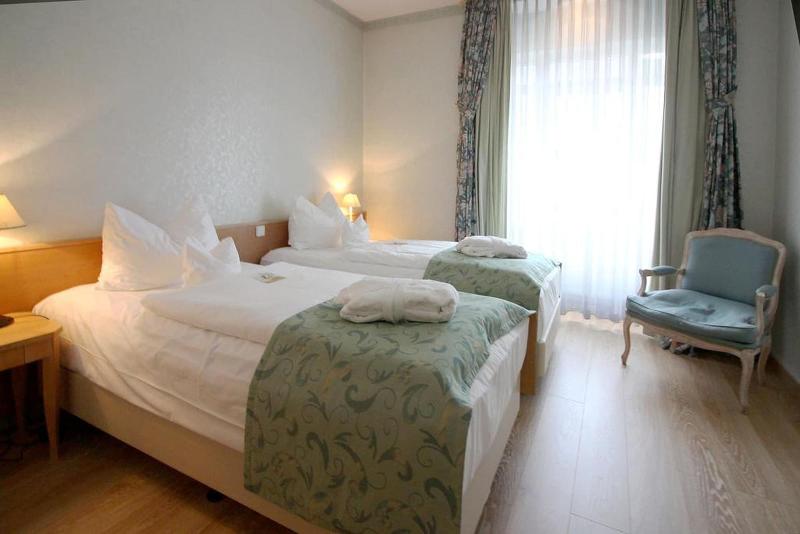 Hotel Am Ma Hlenteich image