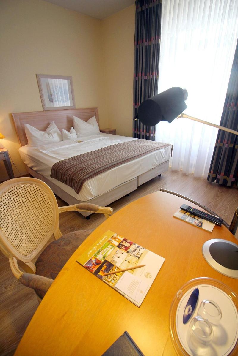 Hotel Am Ma Hlenteich image