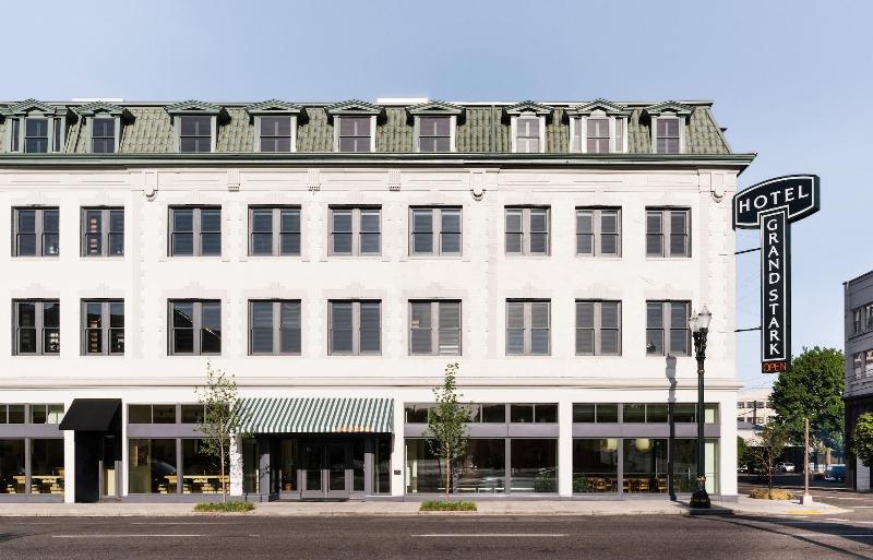 Hotel Grand Stark image