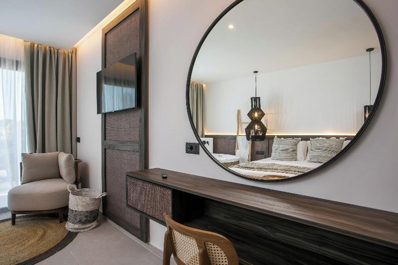 Vanik Suites image