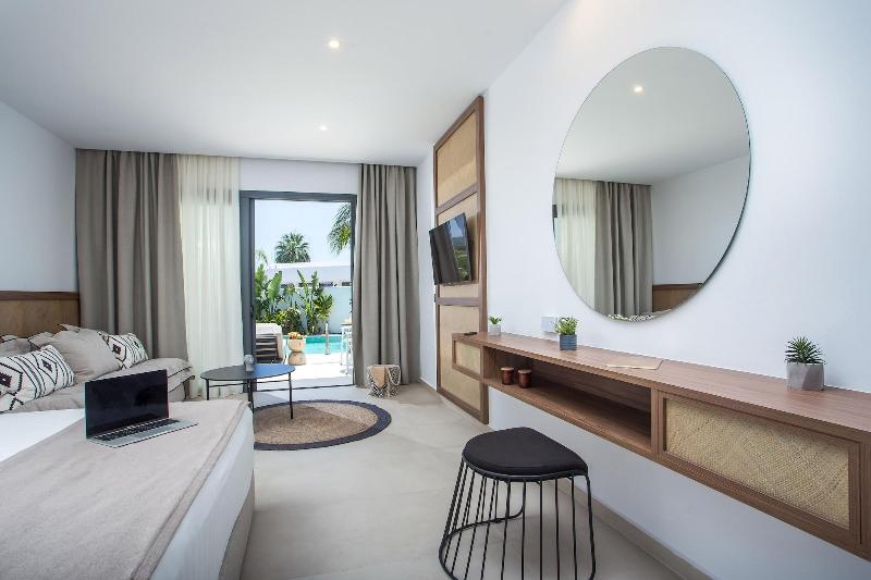 Vanik Suites image